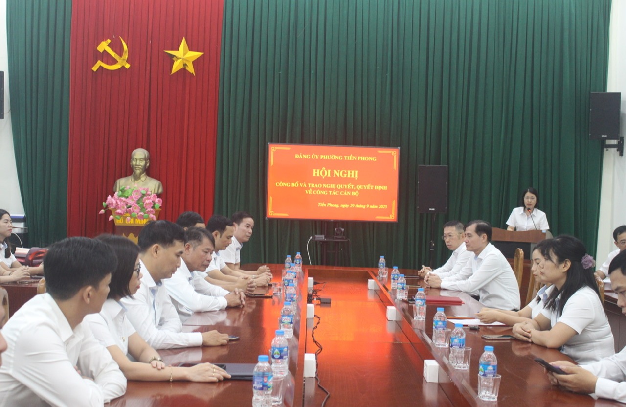 Quang cảnh hội nghị