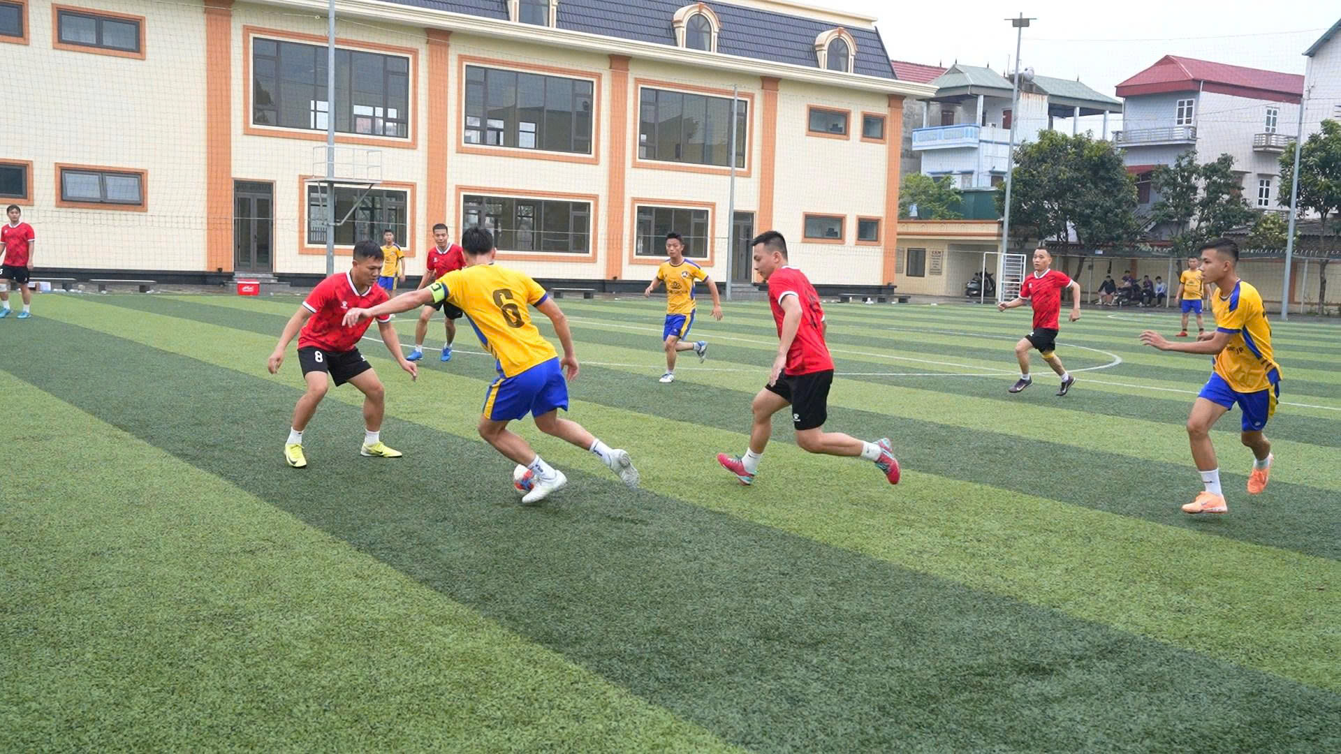 Khai mạc giải vô địch bóng đá phường Tiền Phong năm 2026 .mp4